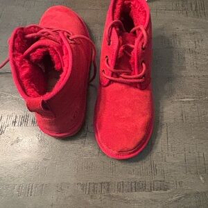Red Neumel Uggs size Women's 10